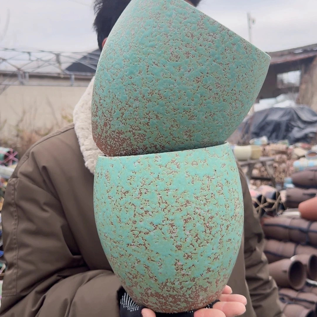 紫砂公道杯口18高21（两个蛋壳豆青