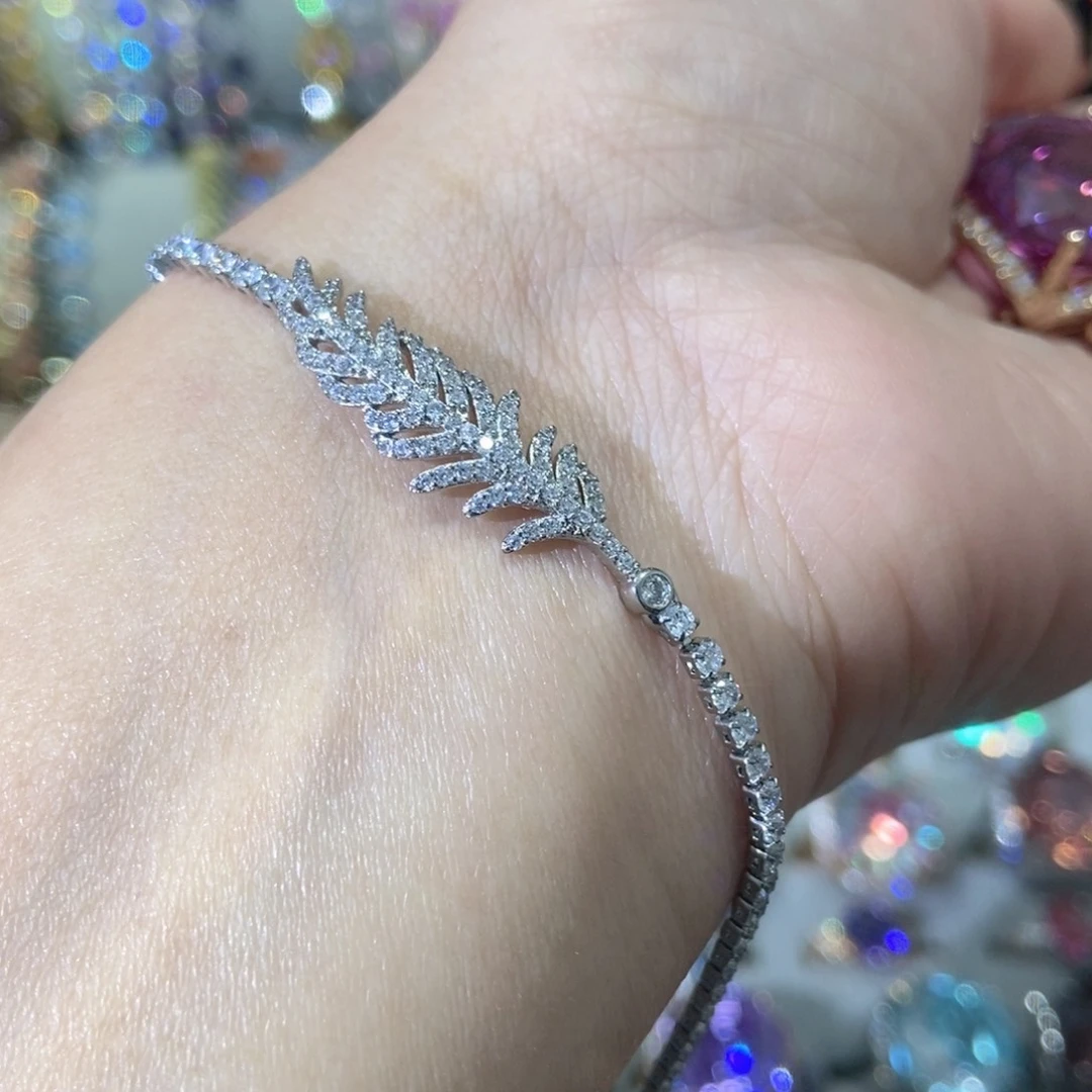 66锆石（处理）手链