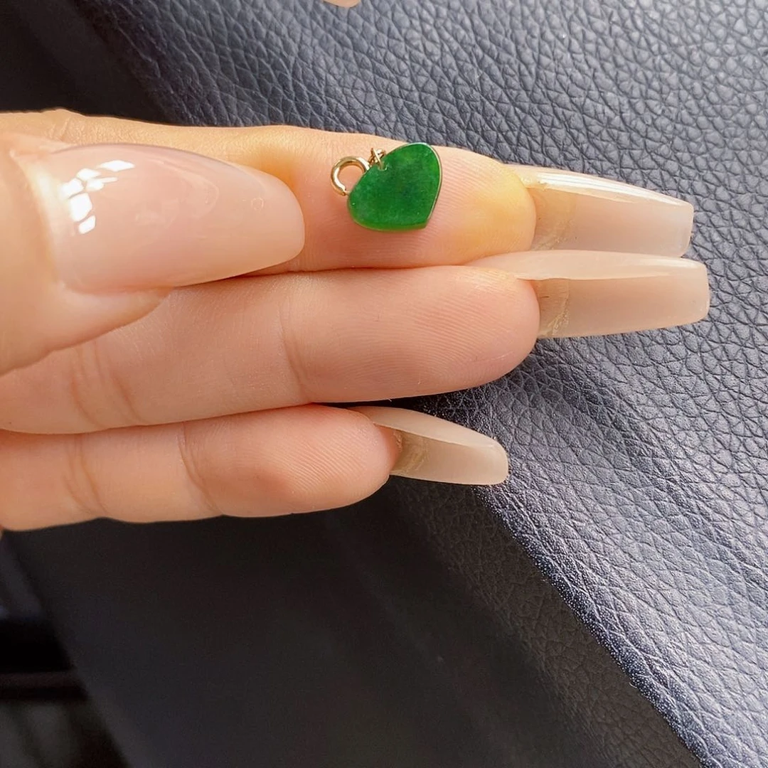 翡翠18K金镶嵌颈饰翡翠