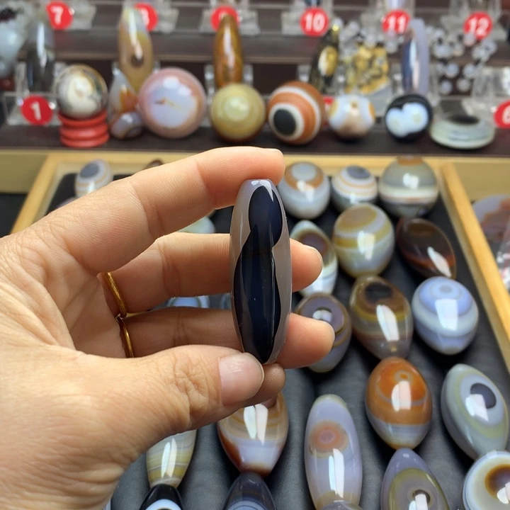 玛瑙/玉髓未镶嵌颈饰吊坠