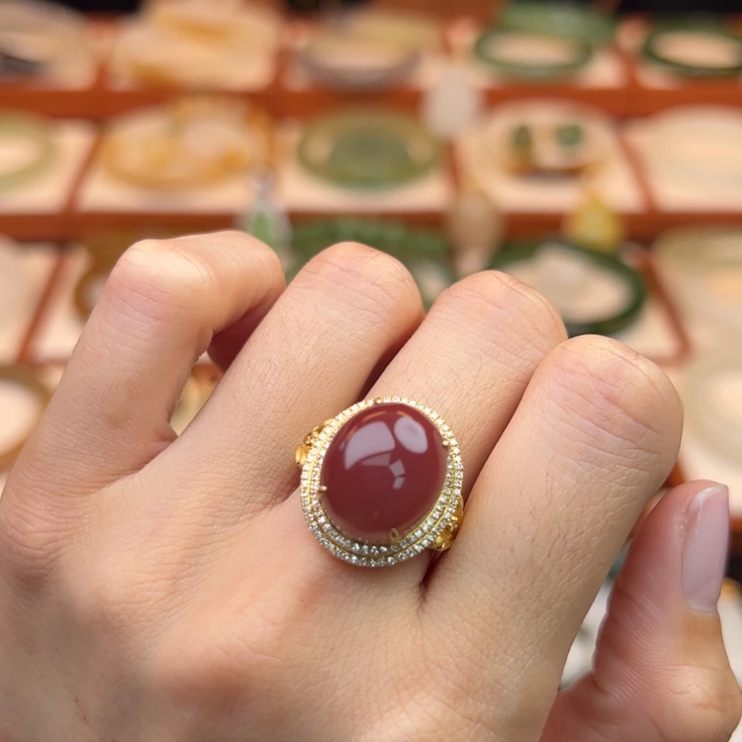 南红玛瑙18K金镶嵌戒指