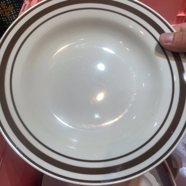 瓷片馒***！箱なしでいいので お値下げ可能でしょうか？