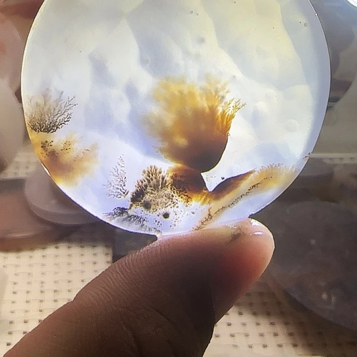 玛瑙/玉髓未镶嵌珠宝奇石