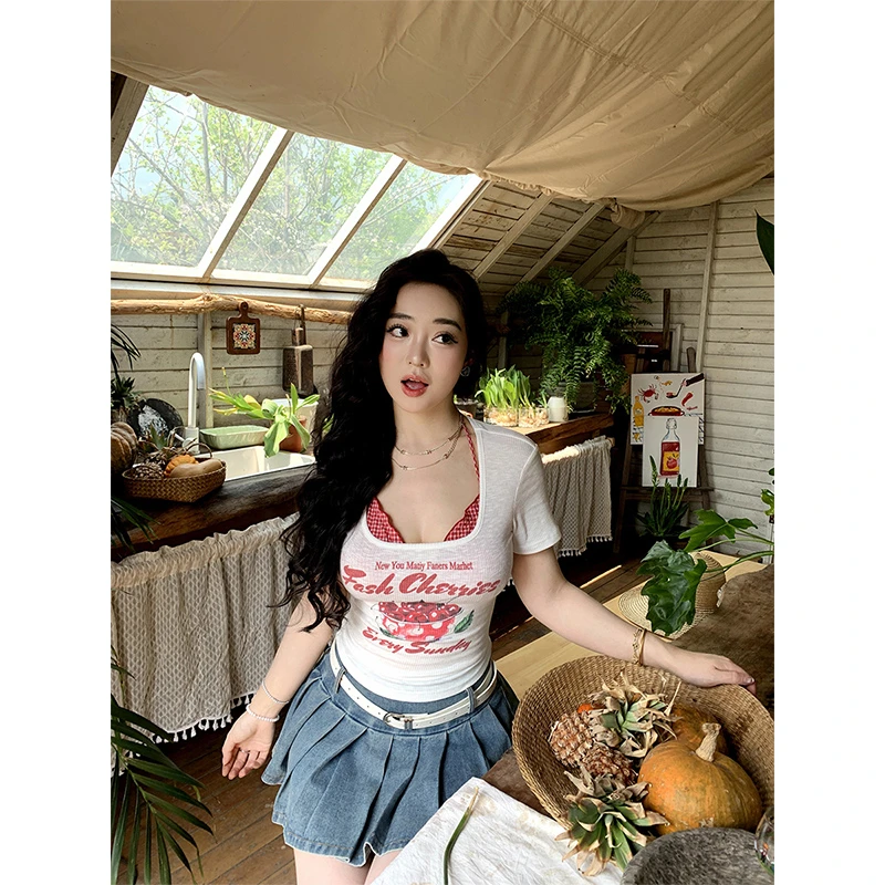 肉装小cherry 月光海滩 微胖辣妹风挂脖系带背心叠穿印花T恤两色