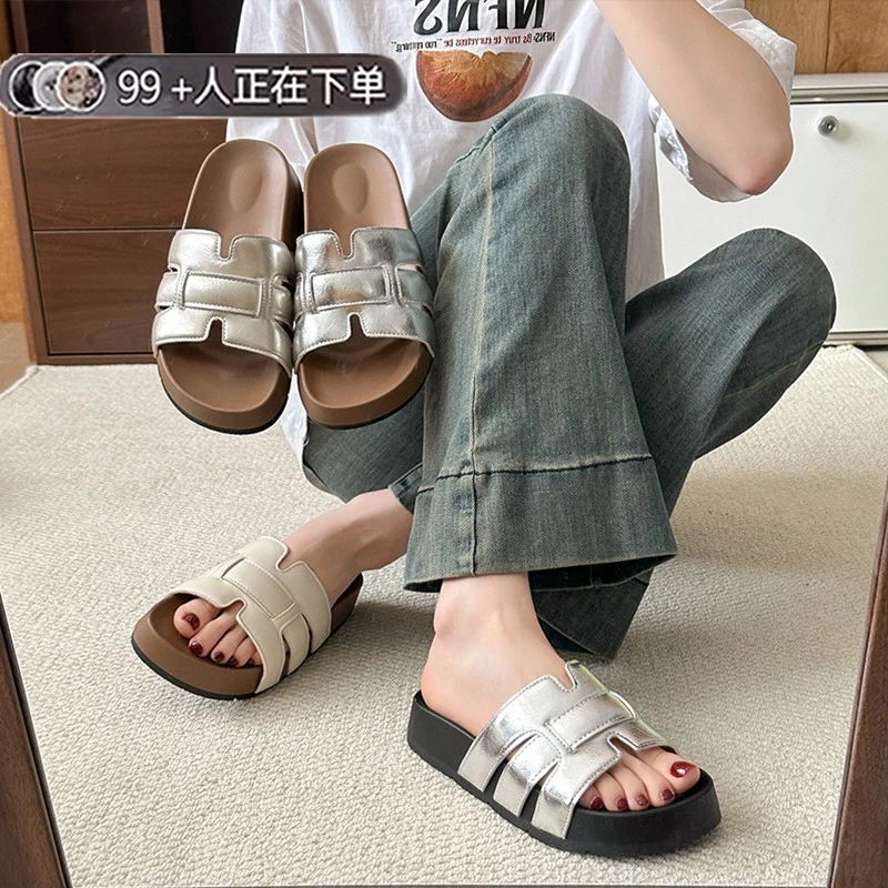 绝美厚底勃肯凉拖鞋女外穿夏2025新款配裙子高级感网红超火一字拖