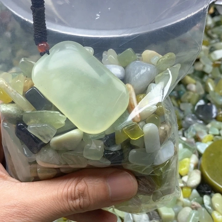 蛇纹石玉未镶嵌鱼缸石