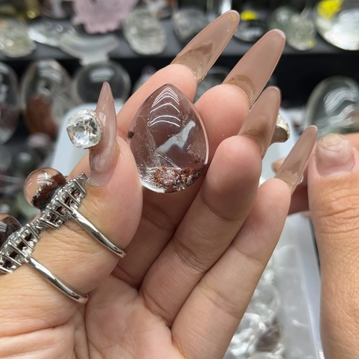 未镶嵌吊坠(赠链)水晶