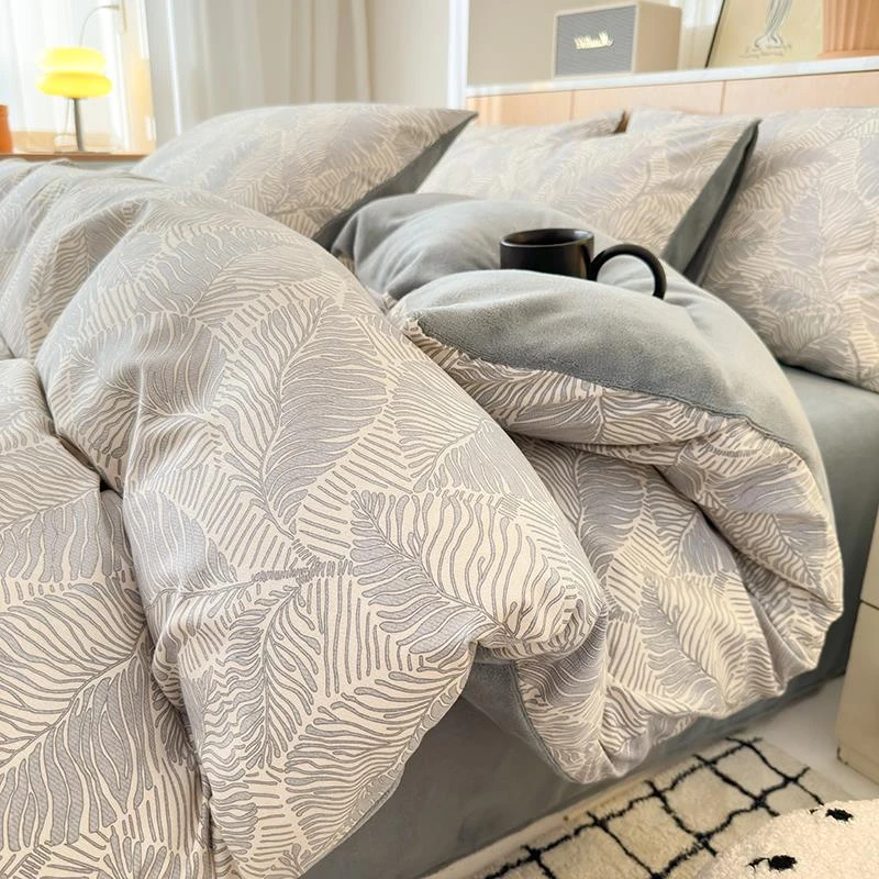 磨毛全棉加绒被套四件套珊瑚绒冬季单面毛绒被套牛奶绒床单三件套