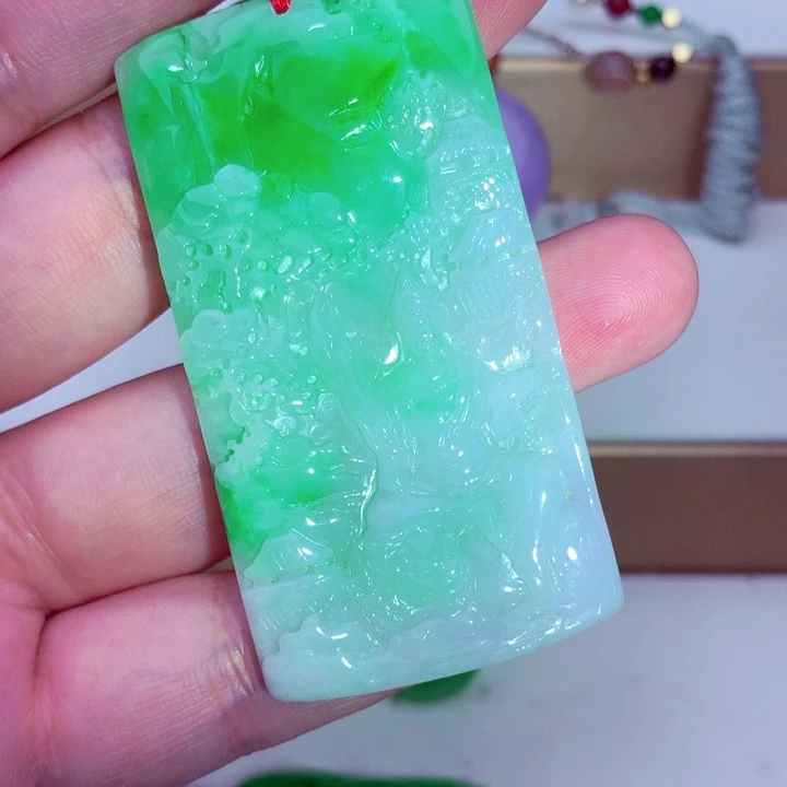 翡翠未镶嵌吊坠(不含链)