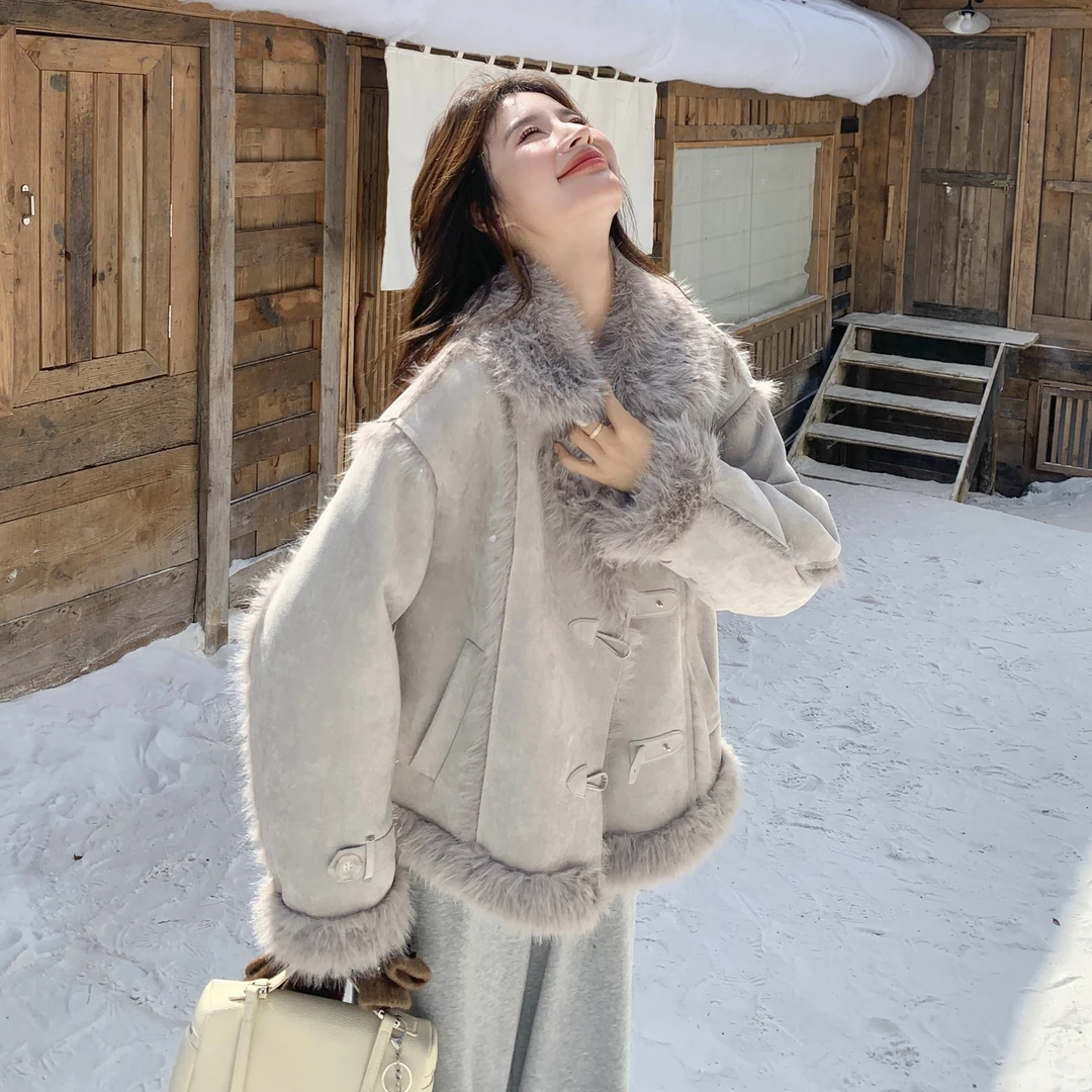 韩系羊 羔毛短外套女2025冬季新款时尚皮毛一体毛领加厚保暖棉服