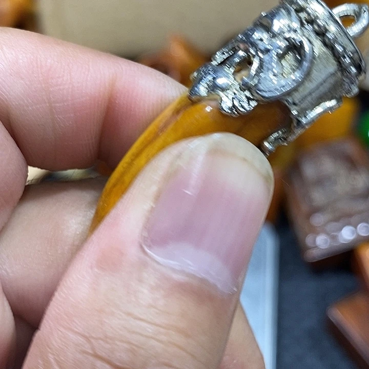 吊坠滴血莲花菩提