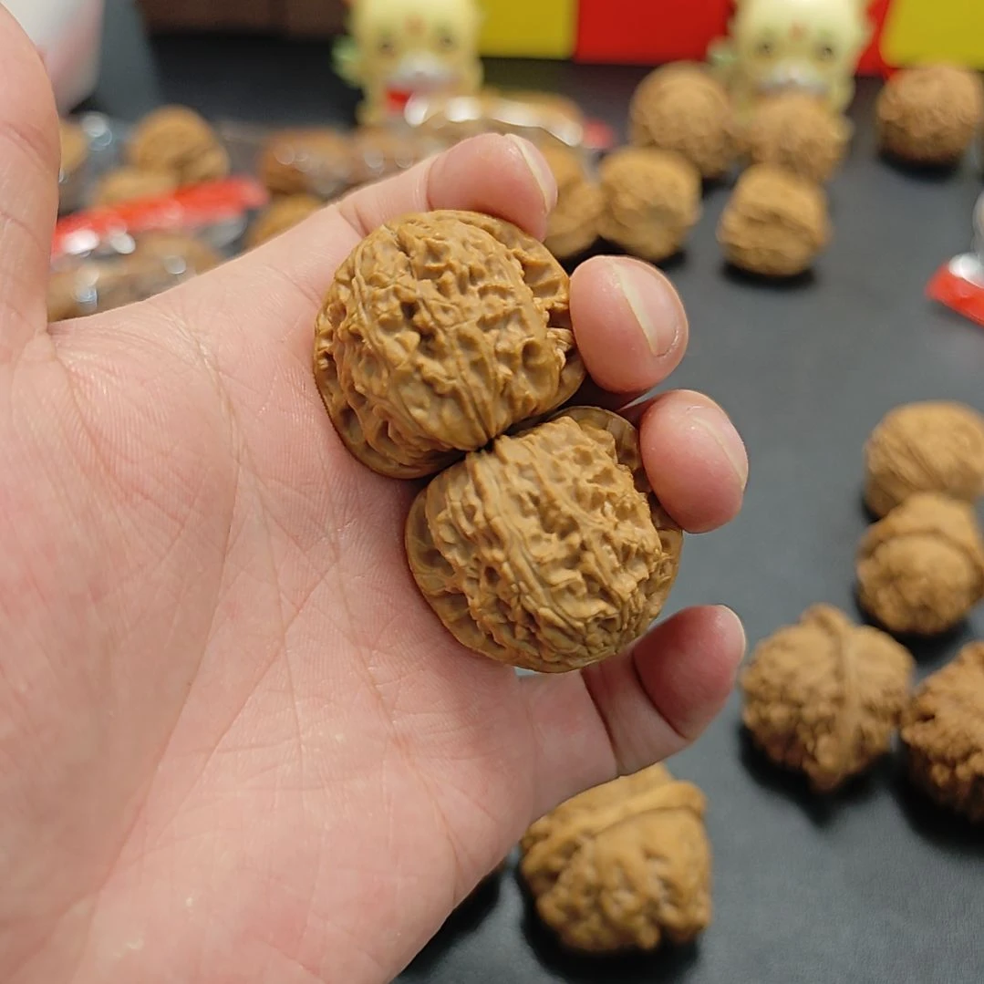 三角白狮子头36左右