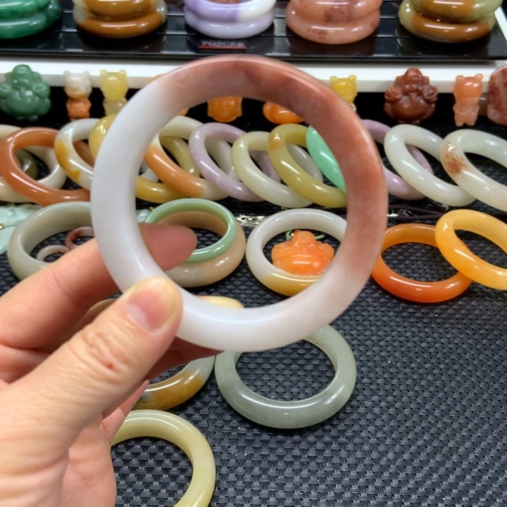 石英质玉未镶嵌手镯