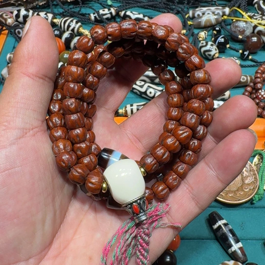 砖雕甲胄精品柏香手串