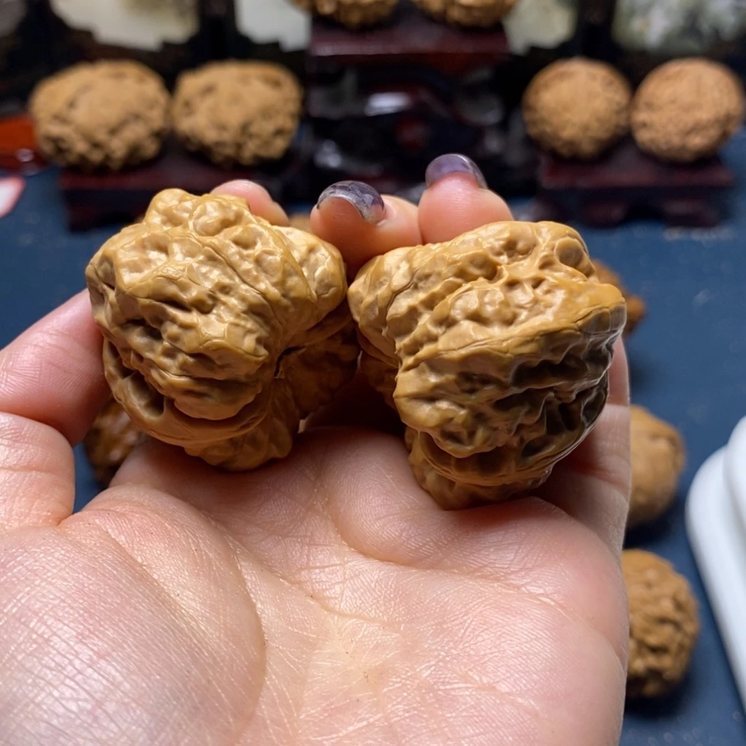 文玩核桃吊坠蛤蟆头05