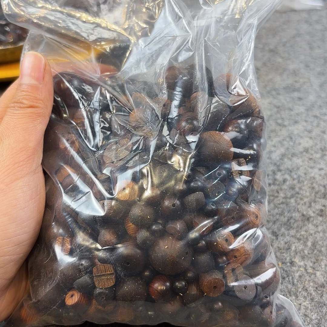 *****崖柏太行崖柏绿色结油五灵脂碎香珠子到手一斤