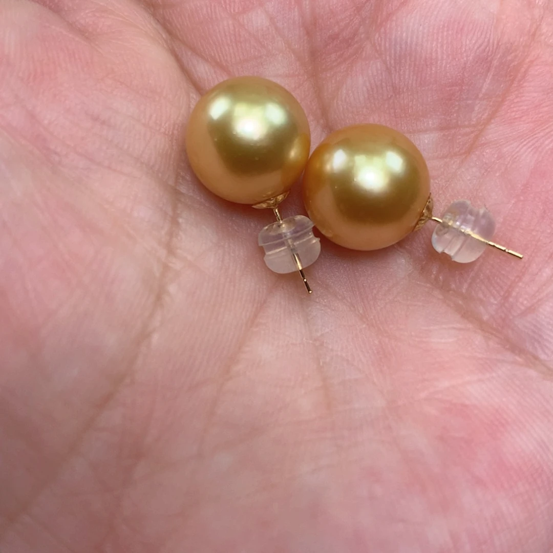 海水珍珠耳饰18K金镶嵌