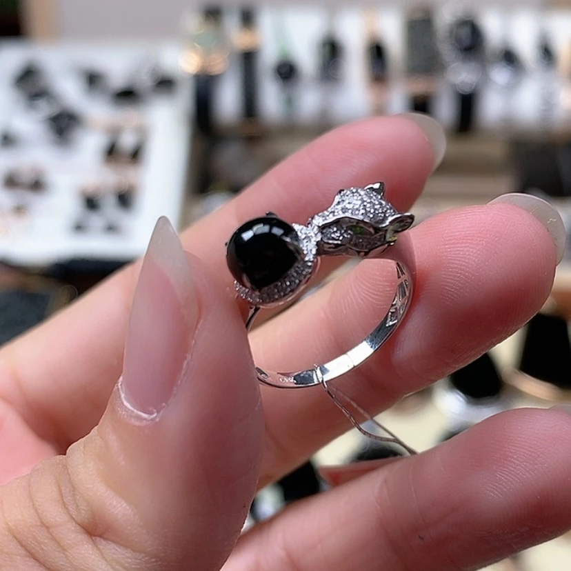 【闪购商品】翡翠戒指18K金镶嵌豹子头