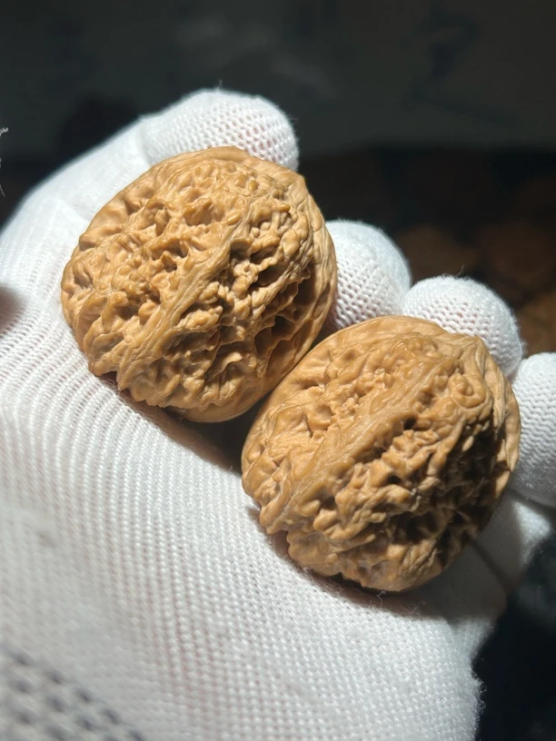 文玩核桃，西北将军膀，边35肚38高37