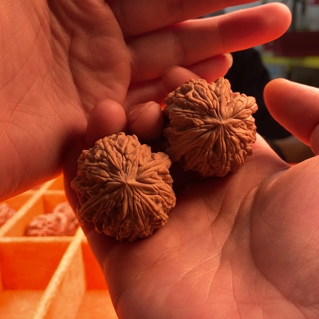 吊坠文玩核桃暴雪全品40