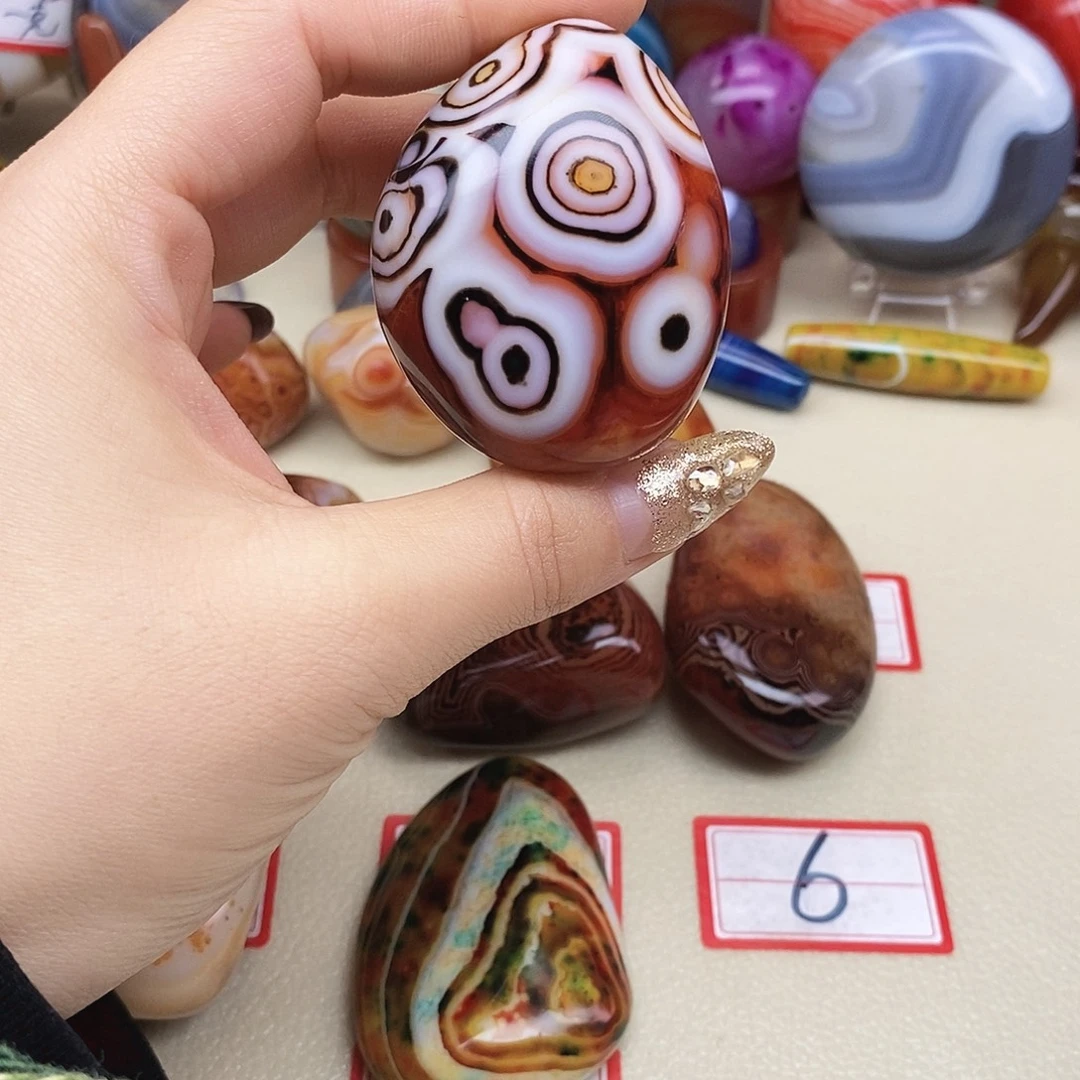 玛瑙/玉髓未镶嵌珠宝奇石