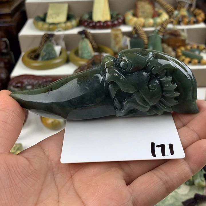岫岩河磨玉（透闪石质玉）未镶嵌珠宝奇石