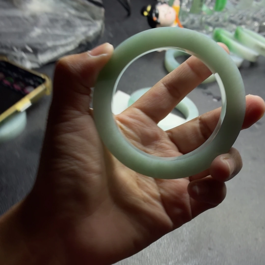 宋***乐定制翡翠未镶嵌缅A翡翠多样性发一