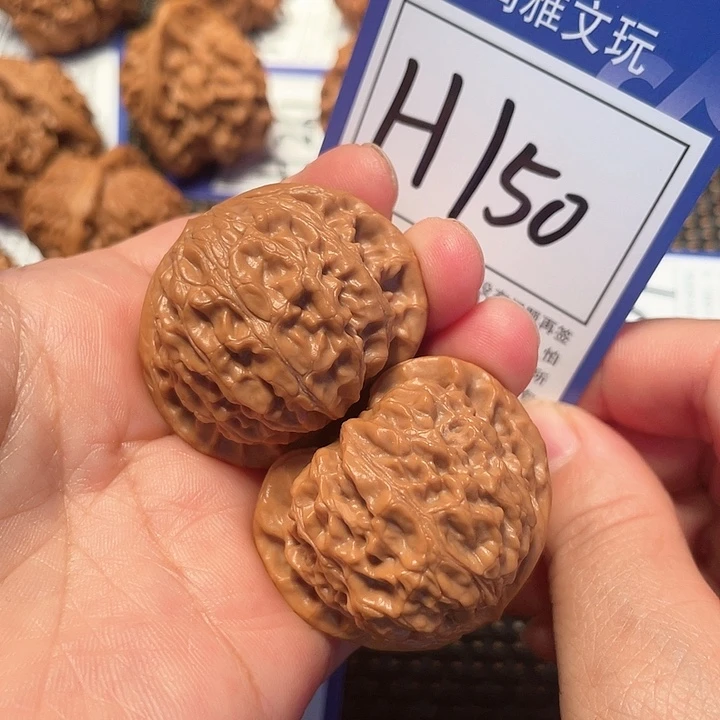 文玩核桃把件H150宫灯39