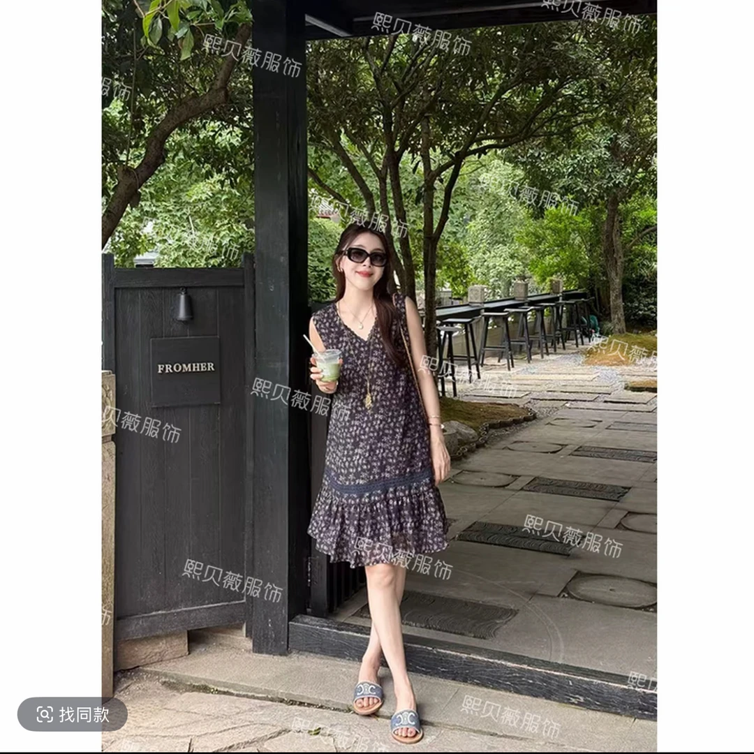 2025新款背心裙小个子高级感中长款度假风无袖碎花裙百搭连衣裙