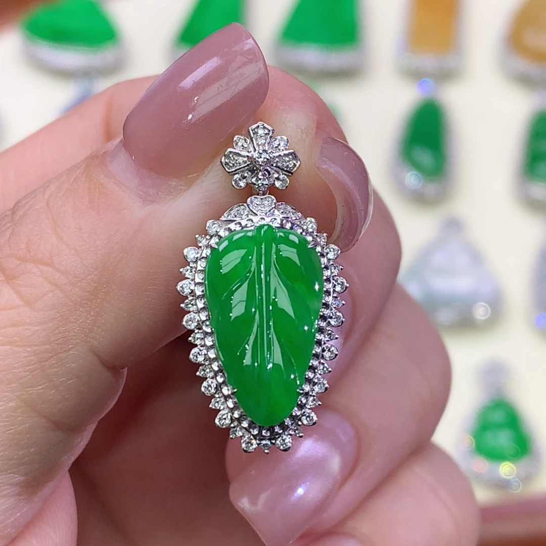 翡翠18K金镶嵌吊坠(不含链)