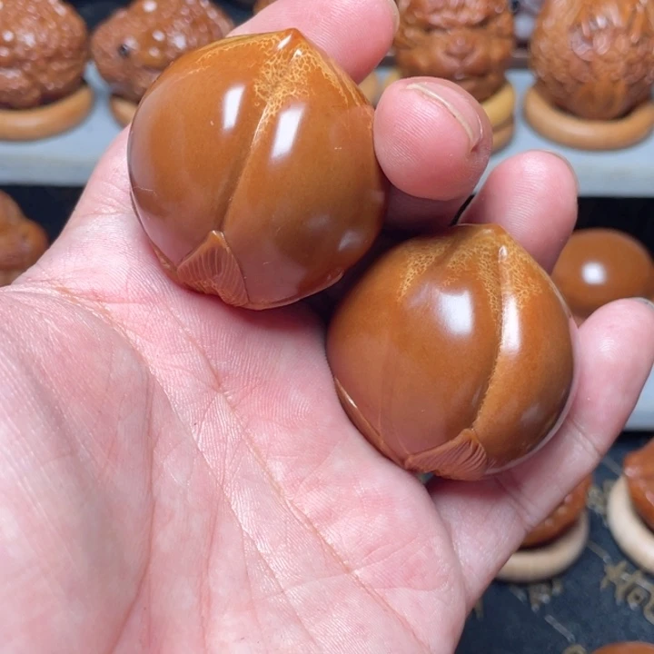 把件橄榄核寿桃手球3.7