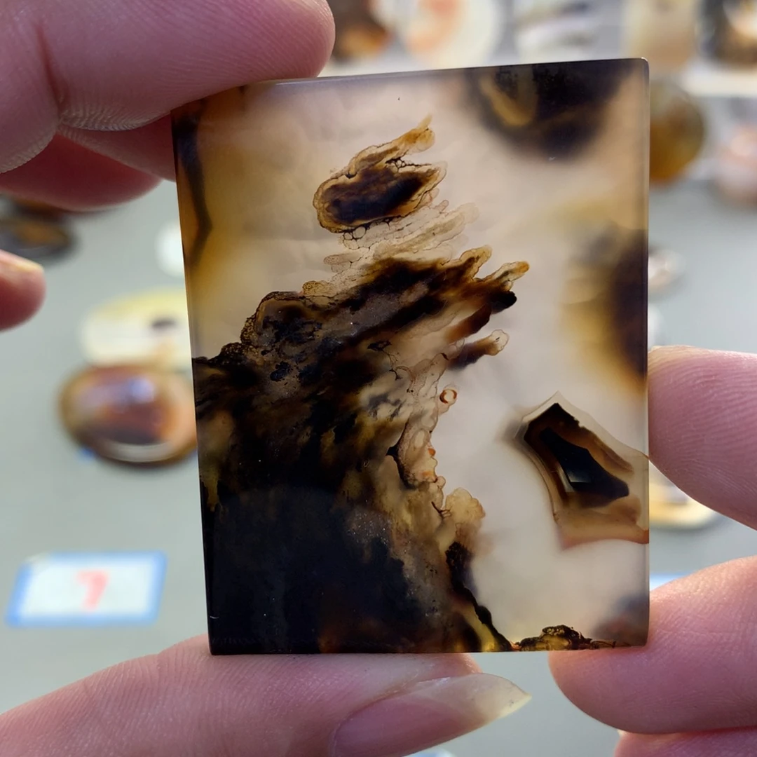 未镶嵌颈饰玛瑙/玉髓