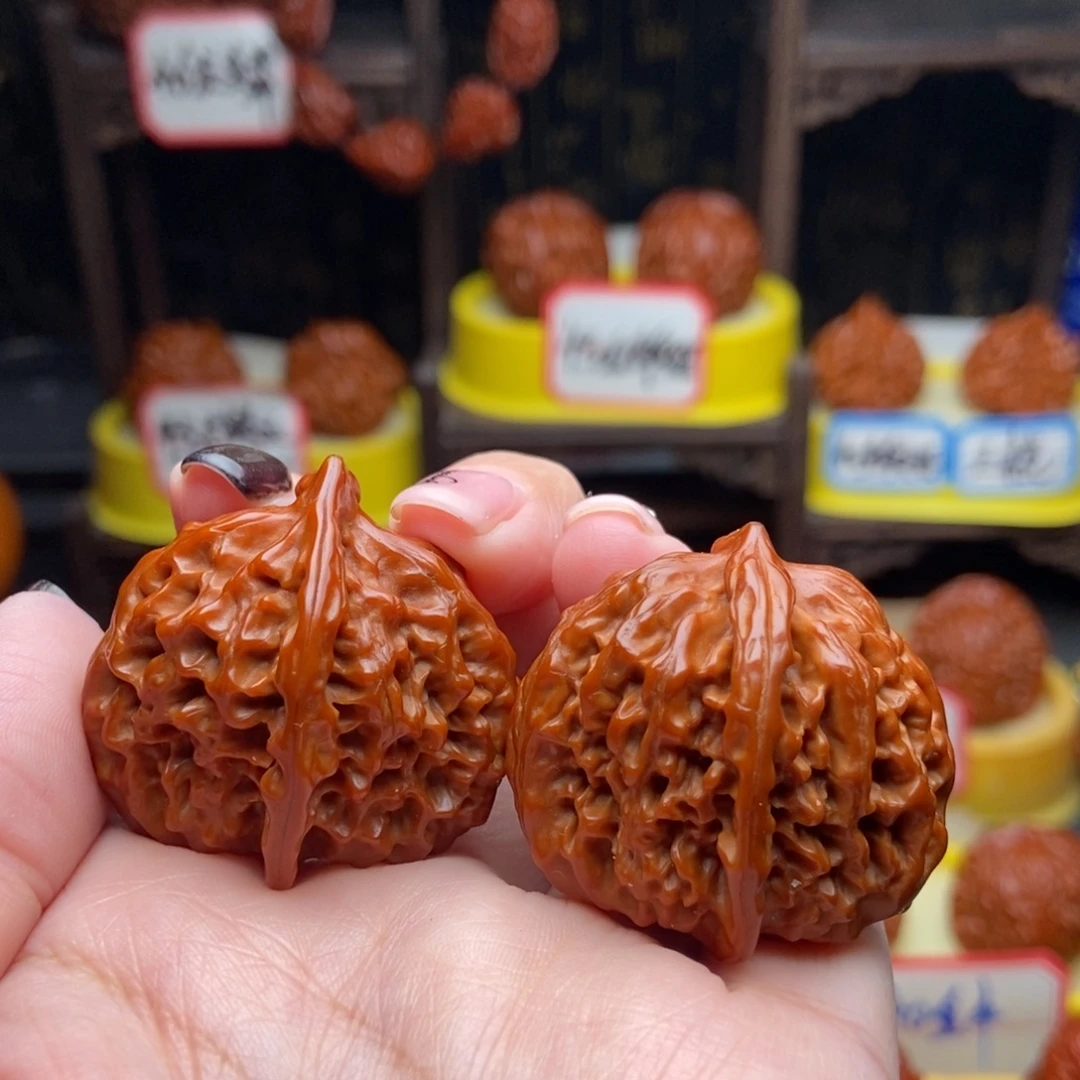 文玩核桃吊坠37元宝