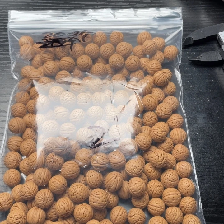 小桃核散籽批发50