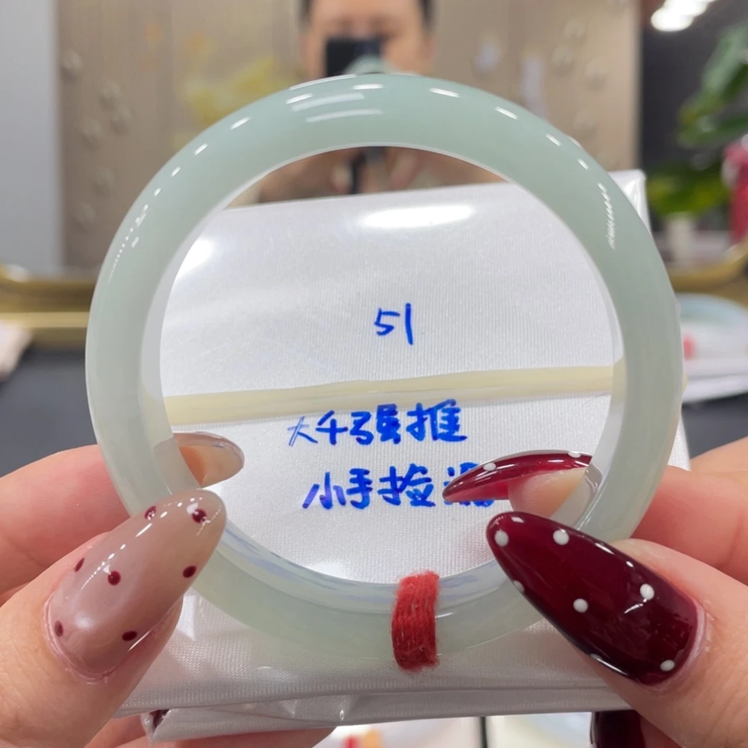 未镶嵌手镯翡翠翡翠
