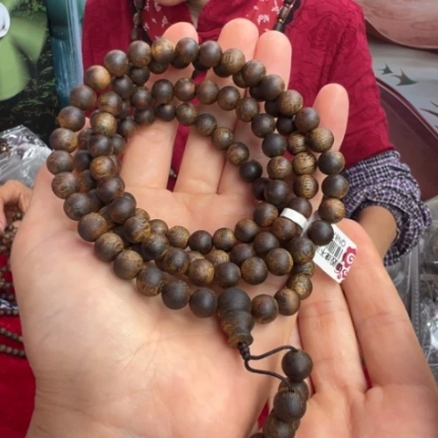手串沉香红土乌身28克卡0.8多样性发1条