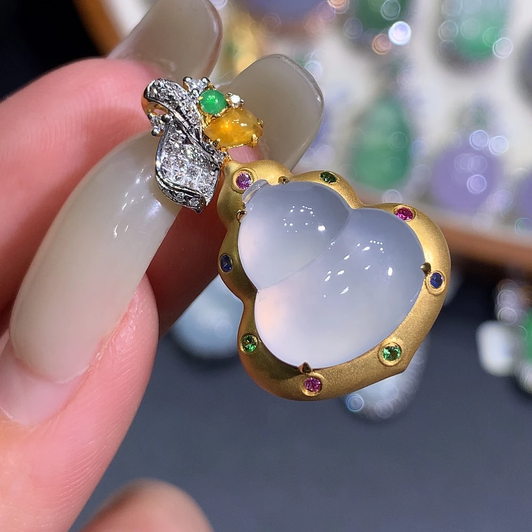 翡翠18K金镶嵌吊坠(不含链)