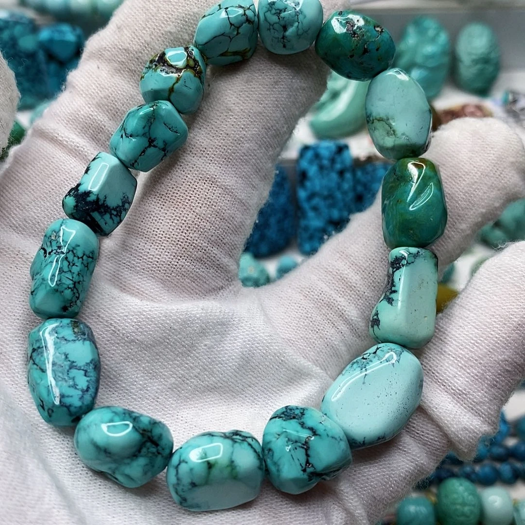 绿松石未镶嵌天然原矿 带武汉地大证书