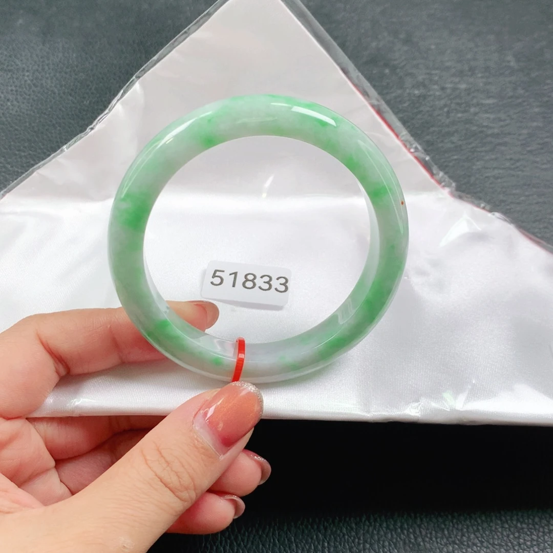 翡翠未镶嵌手镯03