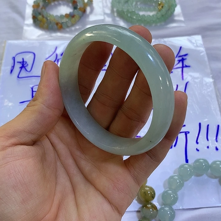 定制翡翠未镶嵌圈口58