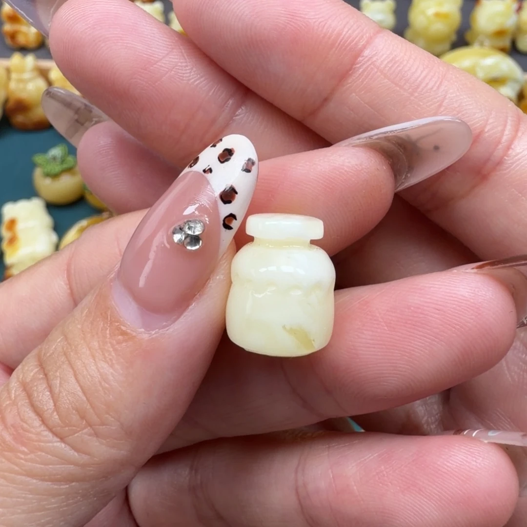 琥珀未镶嵌裸石蜜蜡