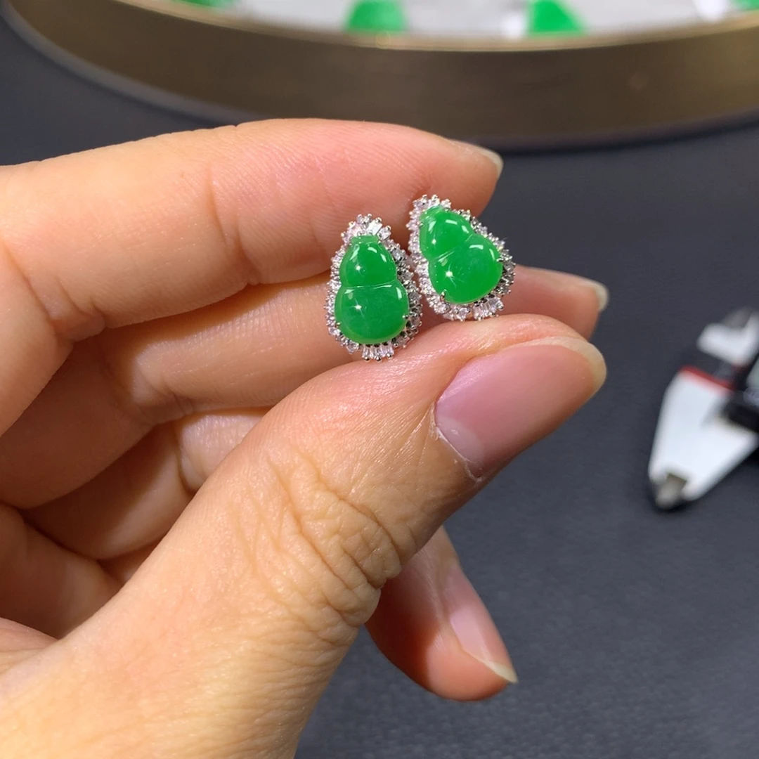 翡翠耳饰18K金镶嵌翡翠