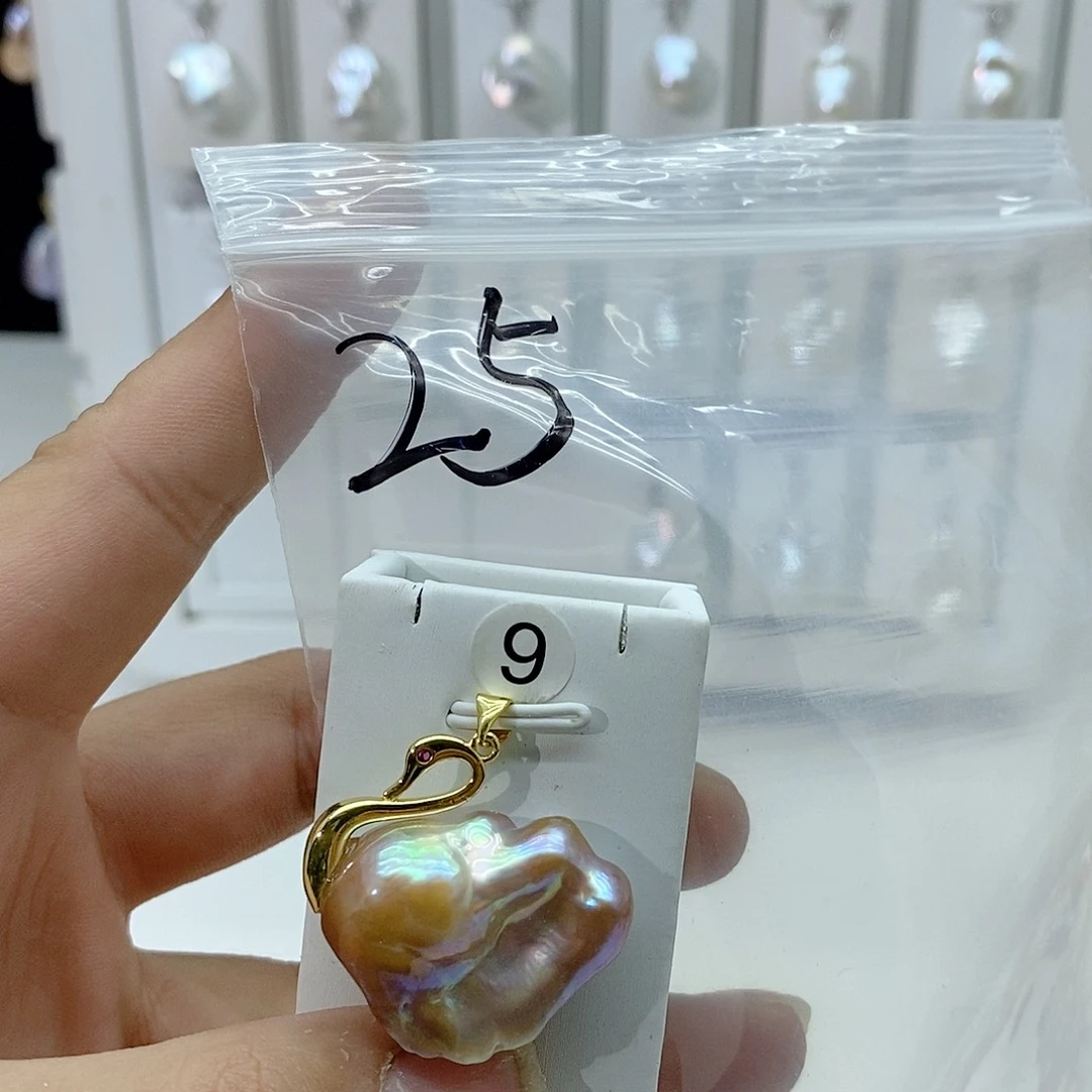 淡水珍珠颈饰合金