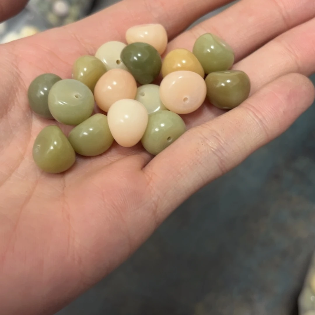 【闪购商品】白玉菩提吊坠z14/50+5颗蒜瓣青提多宝