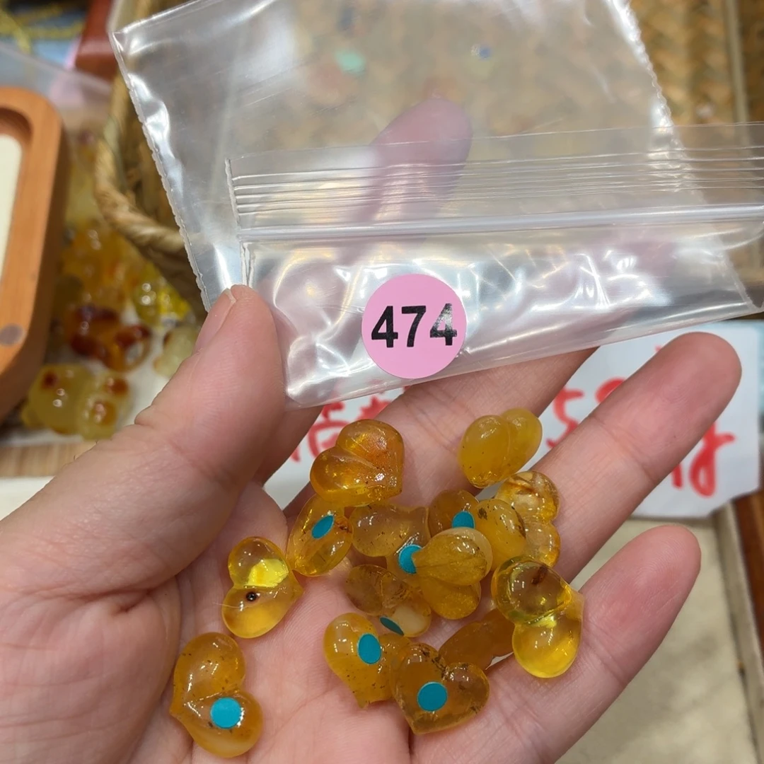 琥珀未镶嵌珠宝奇石