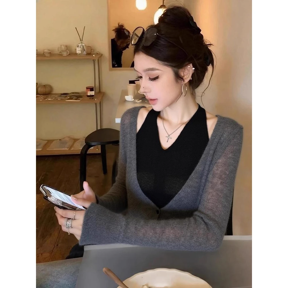 美式复古撞色拼接假两件针织打底衫女秋冬甜辣妹挂脖修身长袖上衣