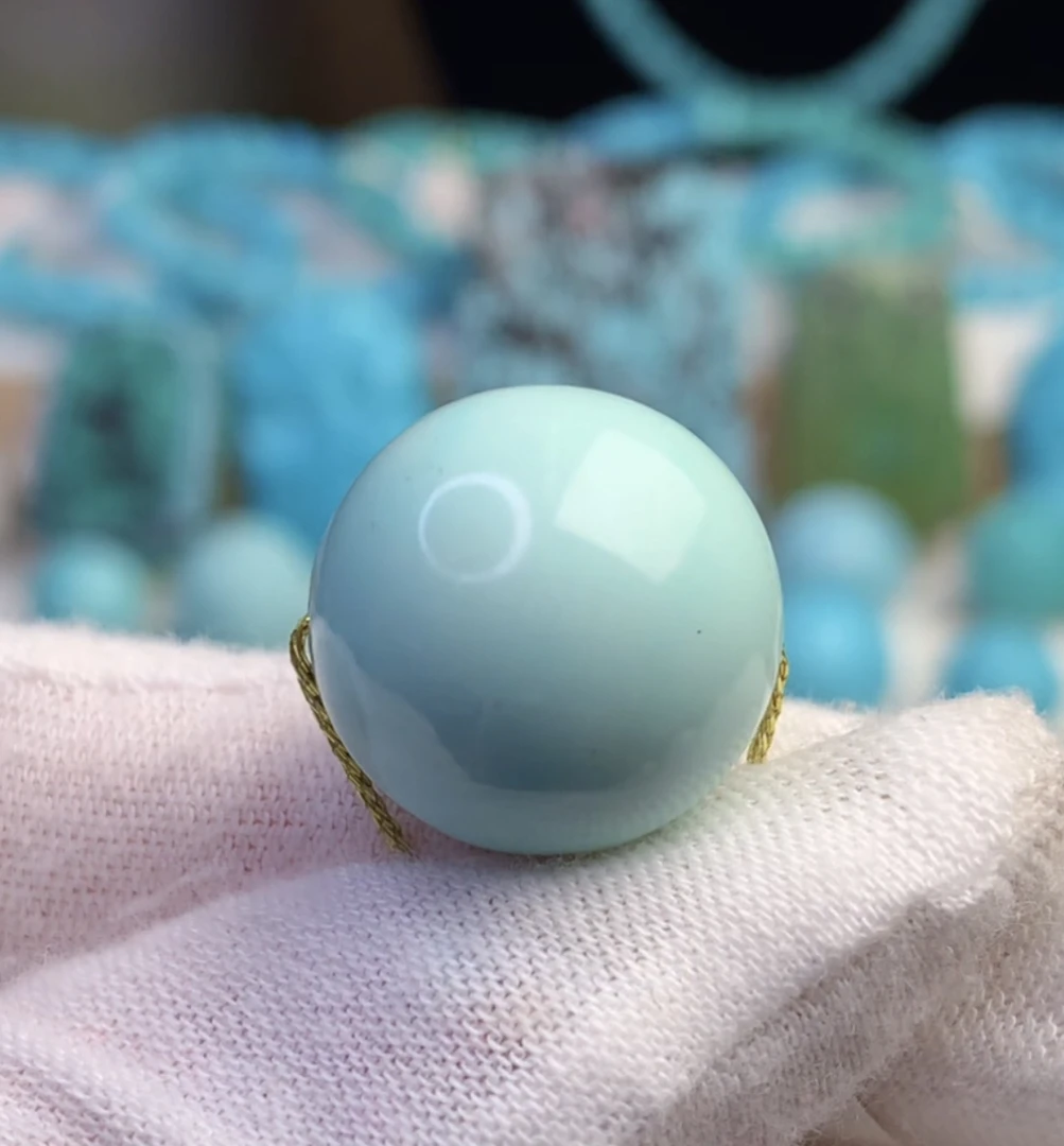 原矿绿松石精品圆珠5.86克，16.8毫米