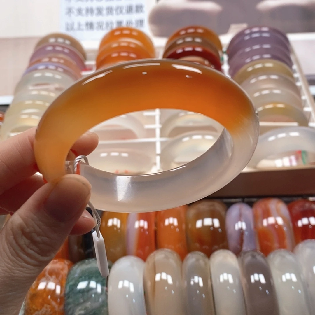 玛瑙/玉髓未镶嵌手镯