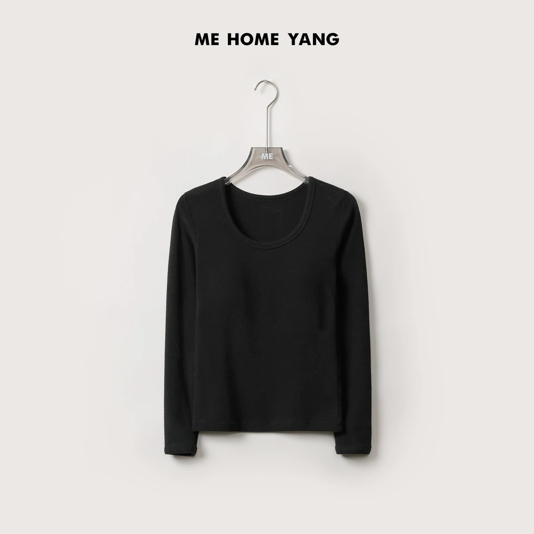 ME【暖心打底衫(带胸垫)】绒感弹力亲肤显瘦保暖内搭上衣MEQA5159