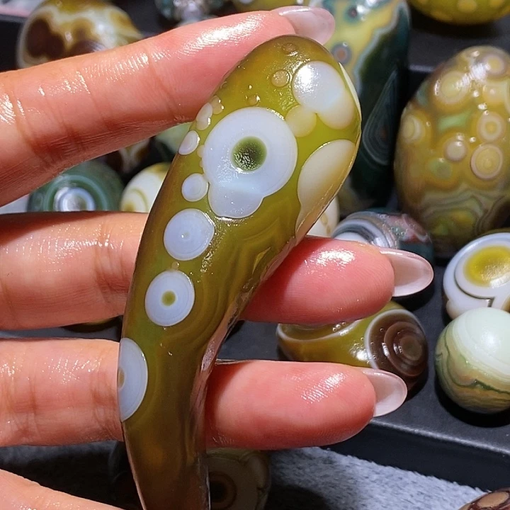 玛瑙/玉髓未镶嵌珠宝奇石51